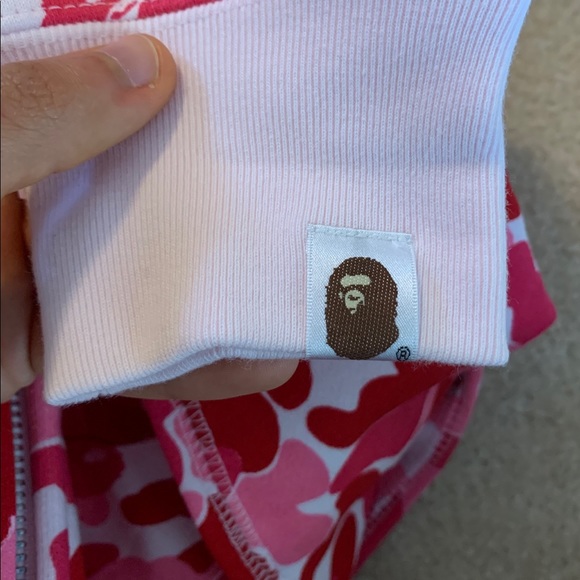 Bape Pink ABC Camo Shark Hoodie Zip-Up - Picture 7 of 8